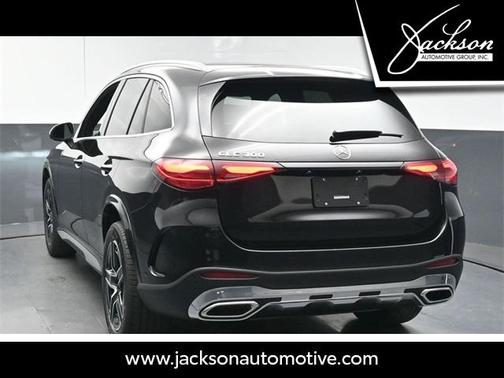 2025 Mercedes-Benz GLC 300 Base