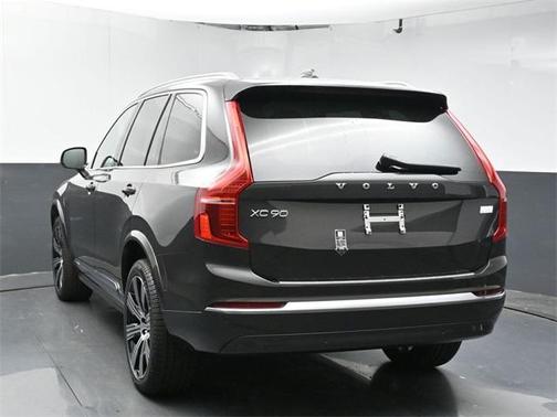2024 Volvo XC90 Recharge Plug-In Hybrid T8 Ultimate 6-Seater