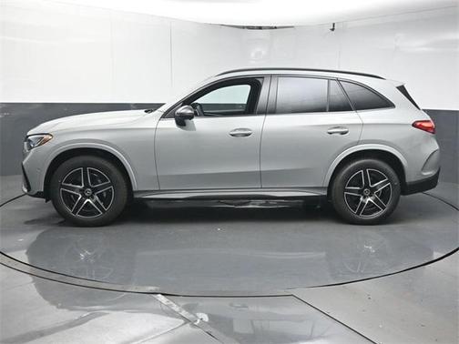 2026 Mercedes-Benz GLC 300 Base
