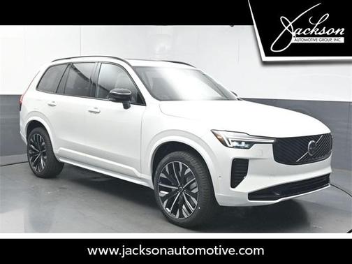 2026 Volvo XC90 B6 Ultra Dark Theme 7-Seater