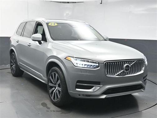 2024 Volvo XC90 B6 Plus Bright Theme 7-Seater