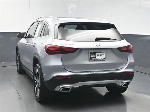 2025 Mercedes-Benz GLA 250 Base