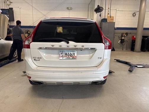 2017 Volvo XC60 T5 Inscription