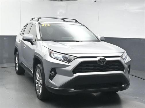 2020 Toyota RAV4 XLE Premium