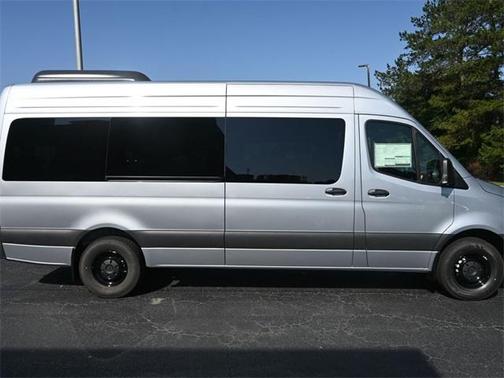 2025 Mercedes-Benz Sprinter 2500 High Roof