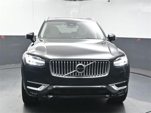 2025 Volvo XC90 B5 Ultra