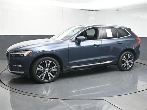 2023 Volvo XC60 B5 Plus Bright Theme