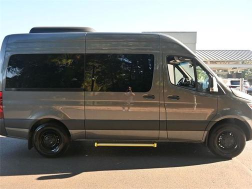 2025 Mercedes-Benz Sprinter 2500 144 WB Standard Roof Passenger