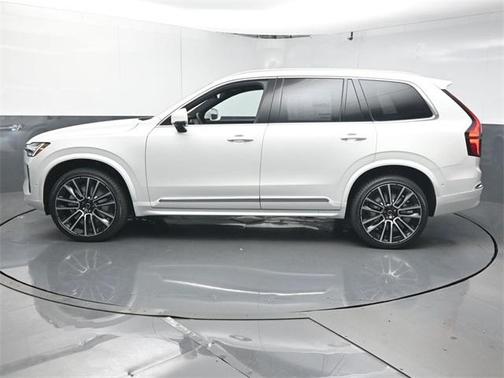 2026 Volvo XC90 B6 Plus 6-Seater