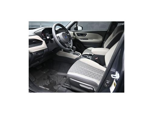 2025 Subaru Forester Base