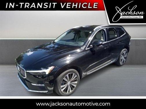2023 Volvo XC60 B5 Plus Bright Theme