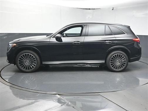2026 Mercedes-Benz GLC 300 Base