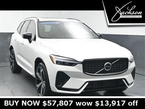 2025 Volvo XC60 Plug-In Hybrid T8 Ultra