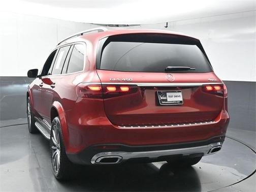 2025 Mercedes-Benz GLS 450 4MATIC