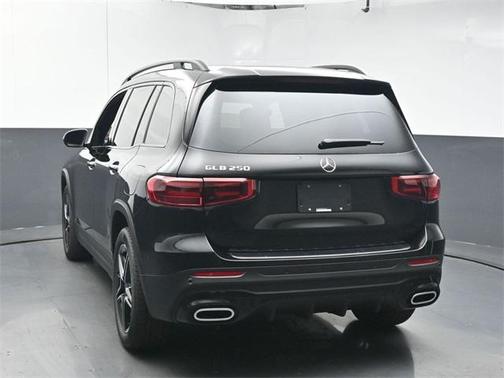2025 Mercedes-Benz GLB 250 Base