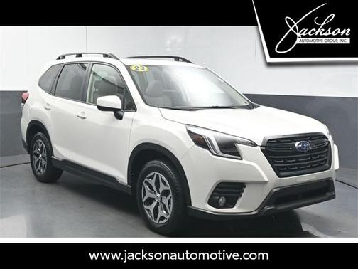 2023 Subaru Forester Premium