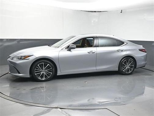 2022 Lexus ES 350 Base