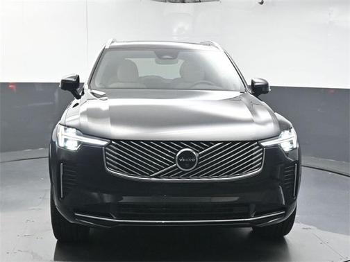 2026 Volvo XC90 B6 Plus 6-Seater