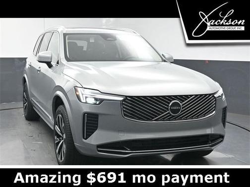 2025 Volvo XC90 B5 Core