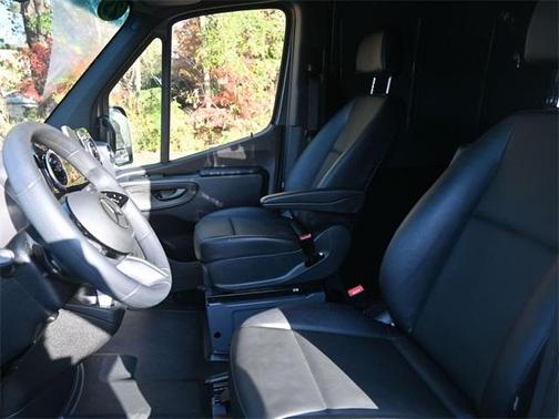 2025 Mercedes-Benz Sprinter 2500 170 WB High Roof Extended Cargo