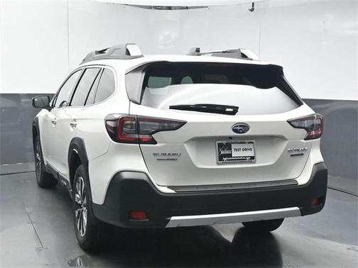 2025 Subaru Outback Touring
