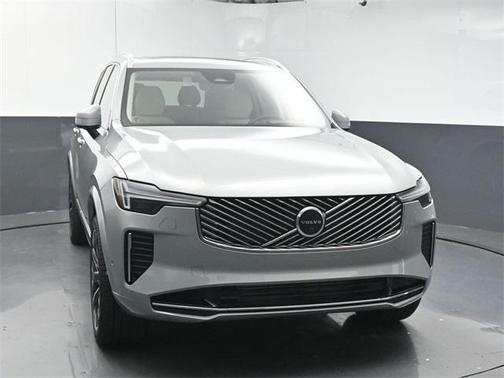2025 Volvo XC90 Plug-In Hybrid T8 Ultra 7-Seater