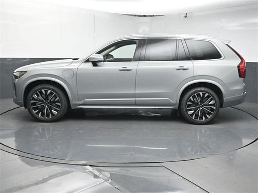 2025 Volvo XC90 Plug-In Hybrid T8 Ultra 7-Seater
