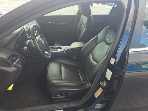 2023 Cadillac CT4 Premium Luxury