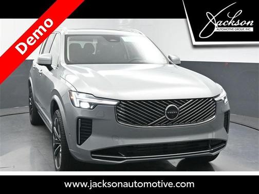 2025 Volvo XC90 Plug-In Hybrid T8 Ultra 7-Seater