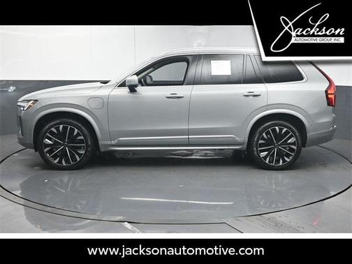 2025 Volvo XC90 Plug-In Hybrid T8 Ultra 7-Seater