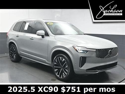 2025 Volvo XC90 Plug-In Hybrid T8 Ultra 7-Seater