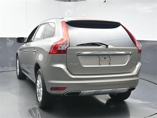 2015 Volvo XC60 T5 Premier