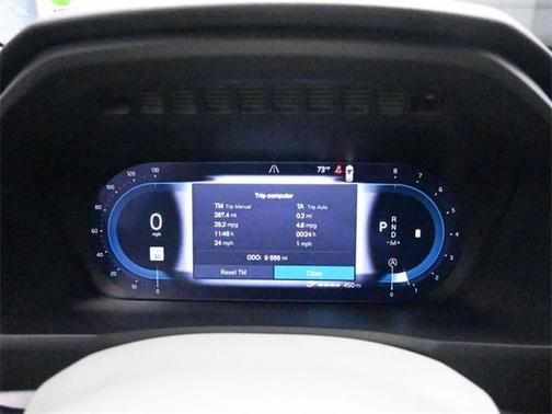 2024 Volvo XC90 B5 Core Bright Theme