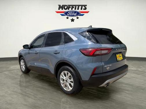 VAPOR BLUE METALLIC 2023 Ford Escape ACTIVE