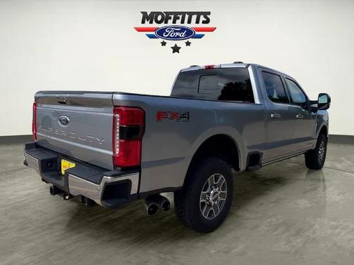 ICONIC SILVER 2023 Ford F-250 LARIAT