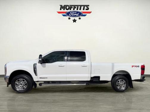 2025 Ford F-350 LARIAT SUPER DUTY