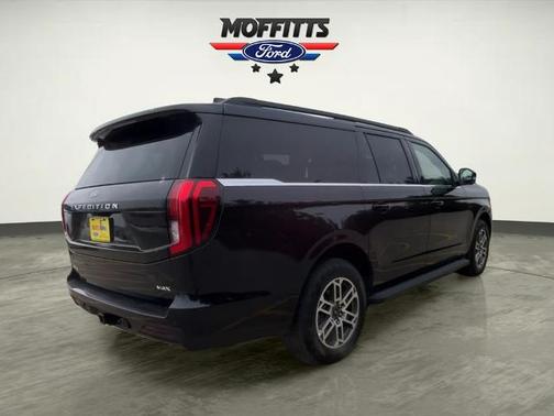 AGATE BLACK METALLIC 2025 Ford Expedition ACTIVE