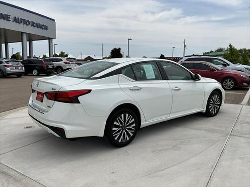 2023 Nissan Altima 2.5 SV