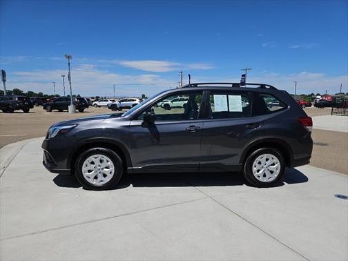 2022 Subaru Forester Base