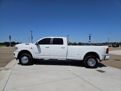 2020 RAM 3500 Laramie Crew Cab 4x4 8' Box
