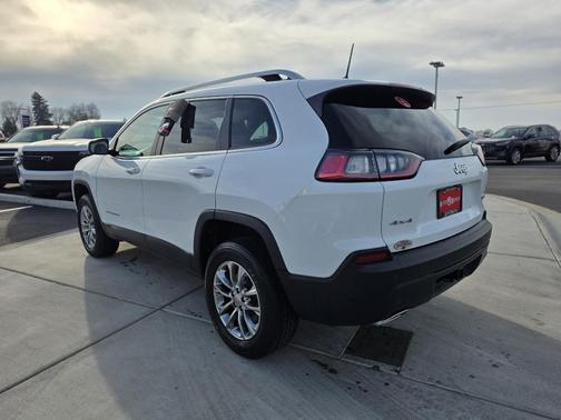 2021 Jeep Cherokee Latitude Lux