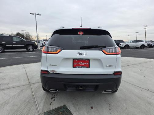 2021 Jeep Cherokee Latitude Lux