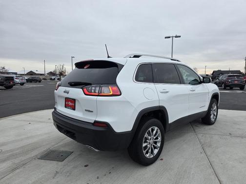 2021 Jeep Cherokee Latitude Lux