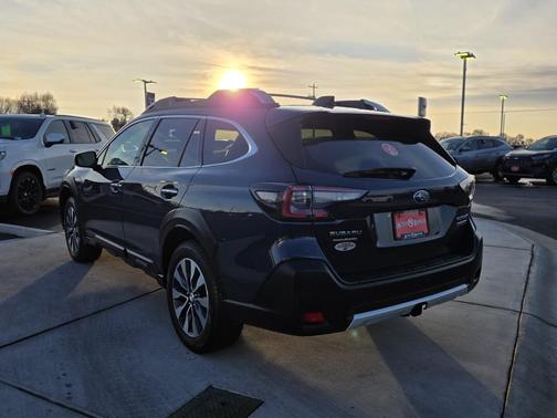 2023 Subaru Outback Touring XT
