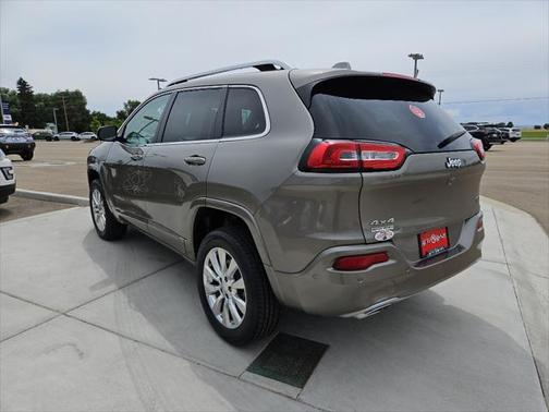 2017 Jeep Cherokee Overland