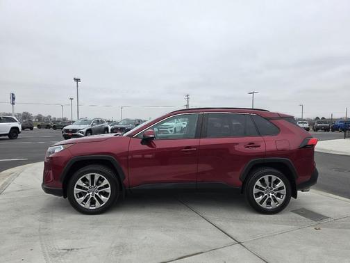 2019 Toyota RAV4 XLE Premium