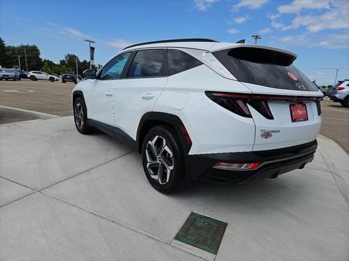 2022 Hyundai TUCSON SEL