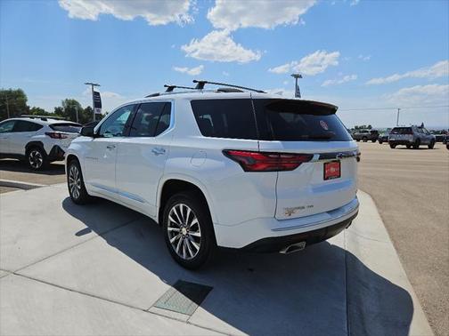 2023 Chevrolet Traverse Premier
