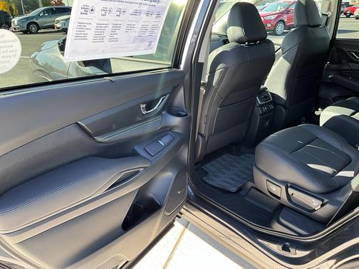 2025 Subaru Ascent Onyx Edition Touring 7-Passenger