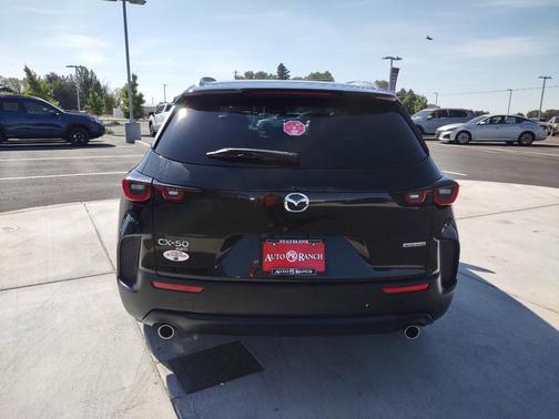 2024 Mazda CX-50 2.5 S Preferred Package
